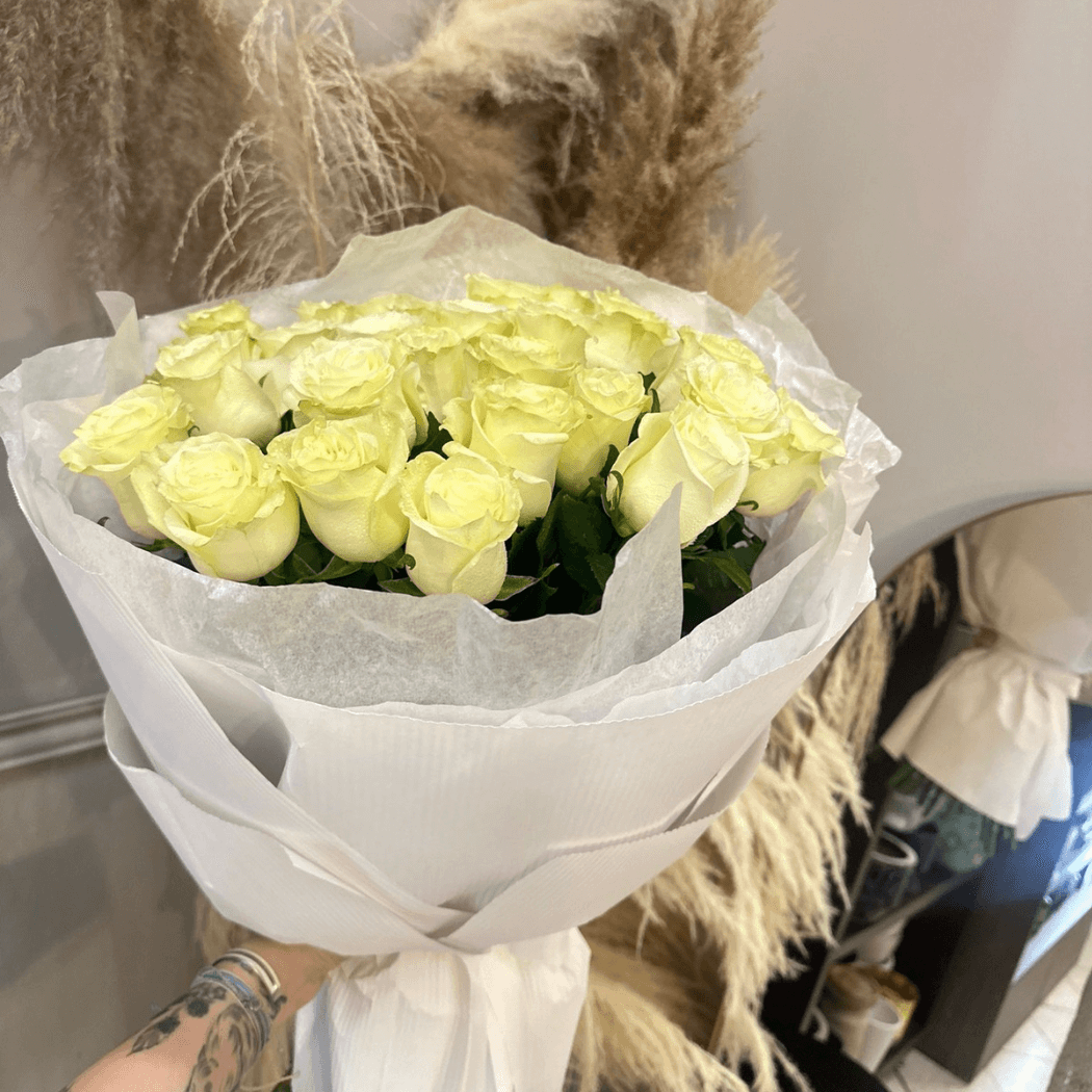 bukiet z róż kolorowych