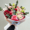 bukiet z anthurium tequilla, czerwona róża, różowa róża