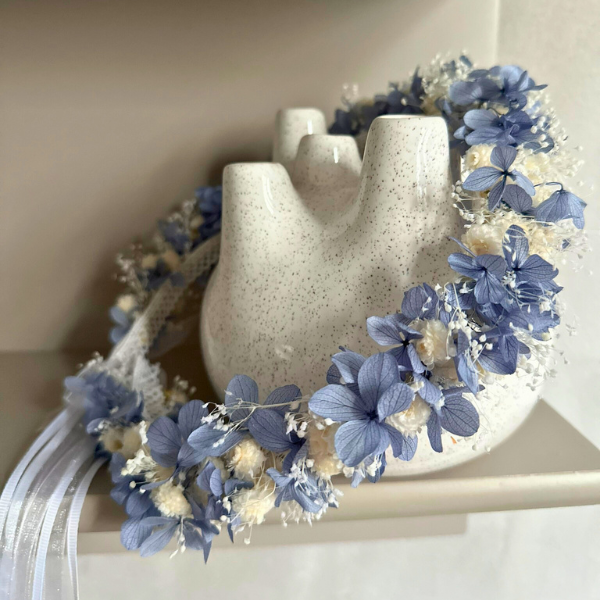 wianek komunijny z hortensji