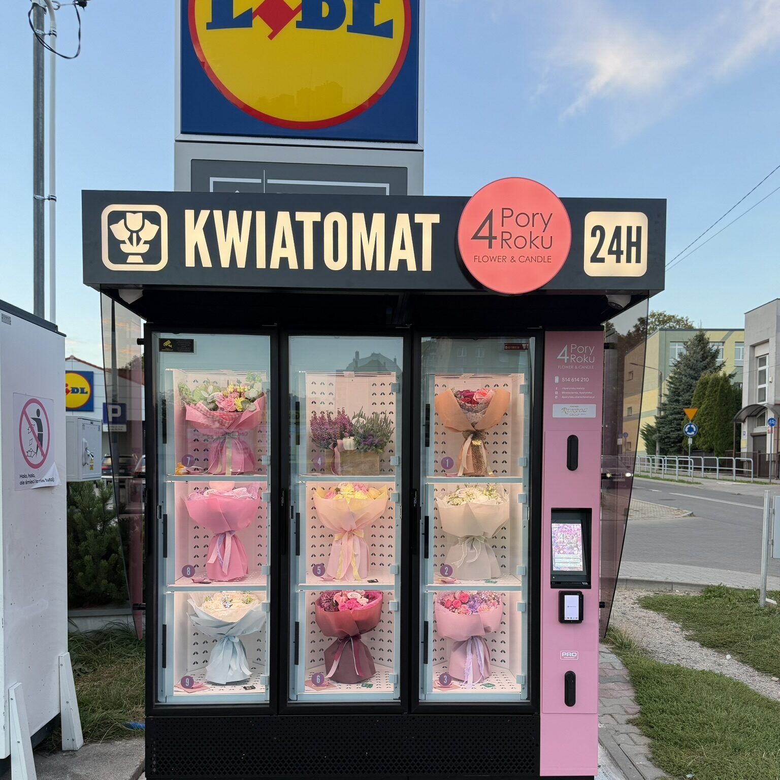 Kwiatomat, Starachowice, Kopalniana 17, next to Lidl
